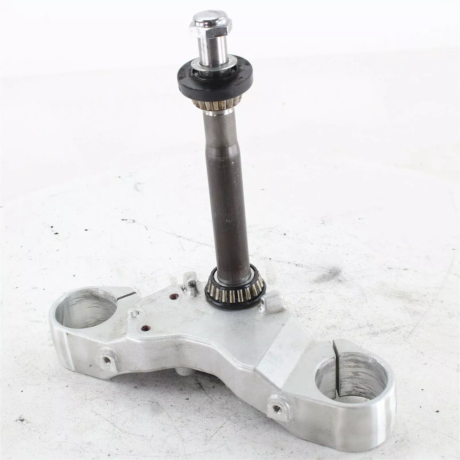 06-14 Suzuki Boulevard M109R VZR1800 OEM Lower Triple Tree Steering Stem Clamp